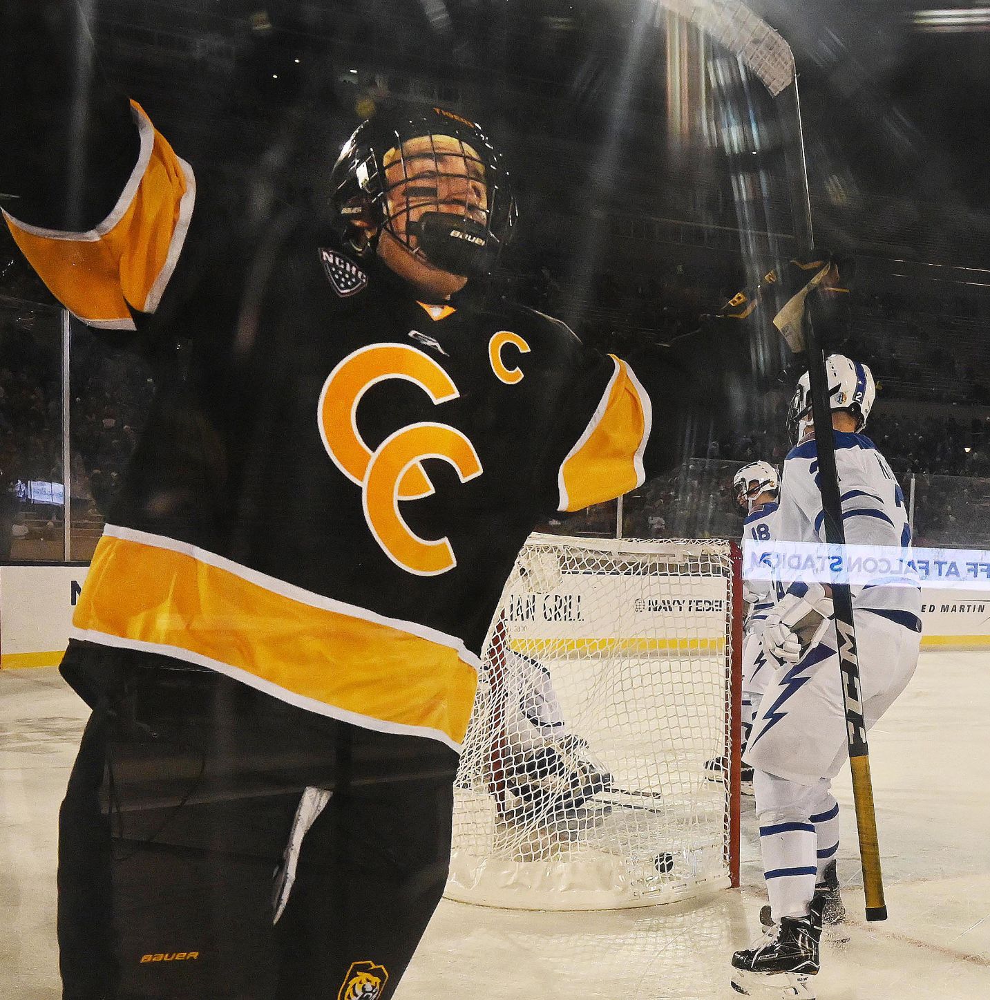 021820-s-hockey 03.JPG
